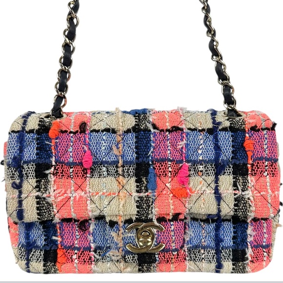 CHANEL CC TURNLOCK TWEED MINI FLAP BAG - Picture 1 of 14